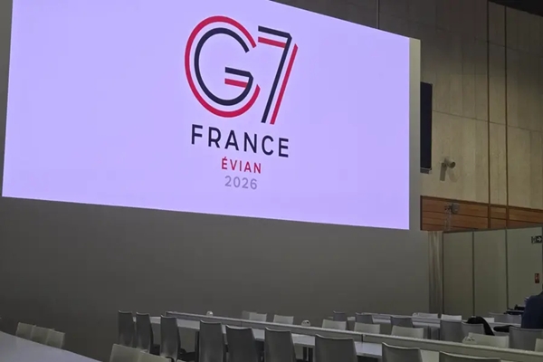 G7